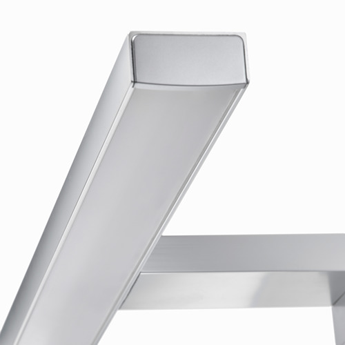 VÅTHULT, iluminación para armario/espejo LED 650 lm. 2 de 4 abrir diálogo