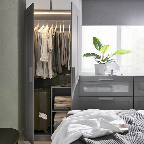 BRIMNES, closet. 3 de 5 abrir diálogo
