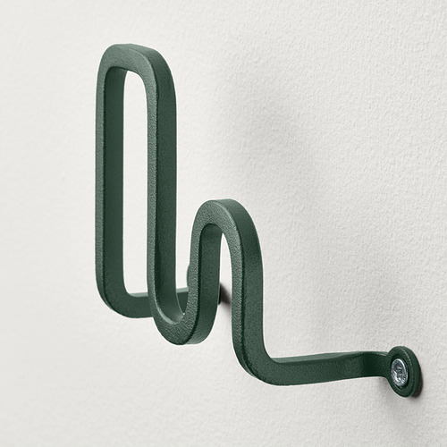 Gancho decorativo de metal verde montado en la pared. Diseño moderno, recubrimiento en polvo duradero.