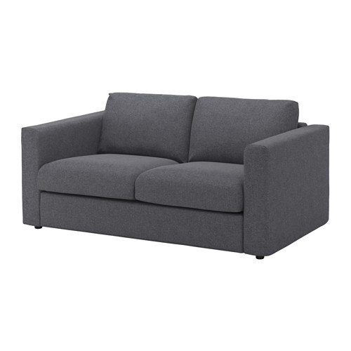 Sofá VIMLE de poliéster reciclado gris, diseño moderno y minimalista.