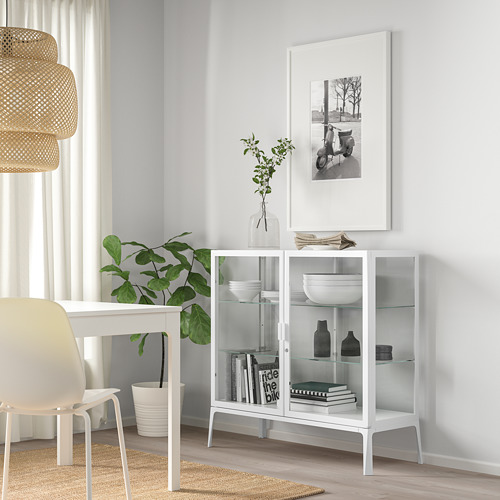 MILSBO, vitrina. 2 de 6 abrir diálogo