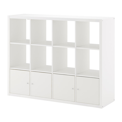 Estantería KALLAX blanca, rejilla 3x3 con 3 armarios, diseño moderno y minimalista.