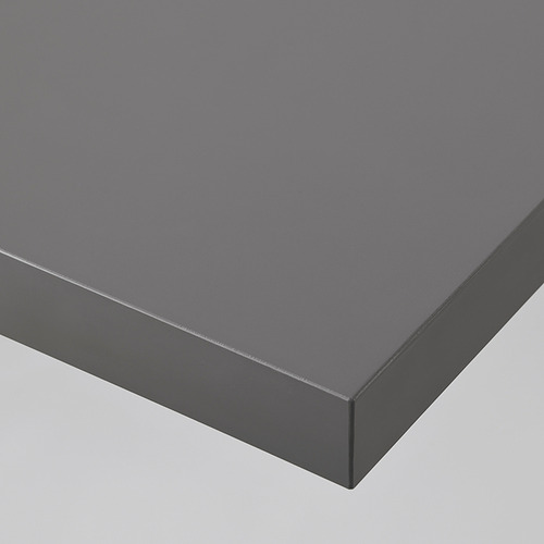 Moderna superficie de escritorio gris con bordes lisos y elegantes, diseñada para brindar estabilidad y estilo.