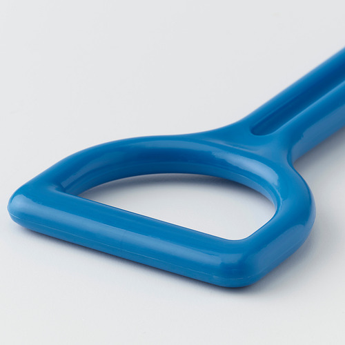 Mango de pala de plástico azul. Empuñadura suave y ergonómica diseñada para la comodidad y el control de los niños.