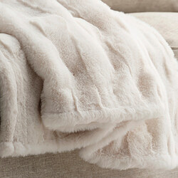 TORPSPIREA throw