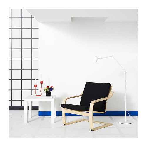 POÄNG, sillón con respaldo bajo. 2 de 7 abrir diálogo