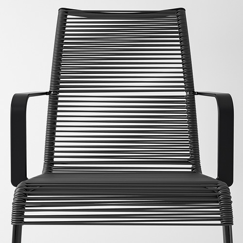 Silla de exterior moderna negra con asiento elástico, respaldo alto y reposabrazos. Adecuado para mayor comodidad y fácil limpieza.