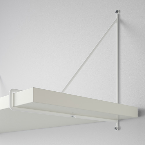 Estante blanco de pared con soportes. Diseño elegante, fijado de forma segura a la pared.