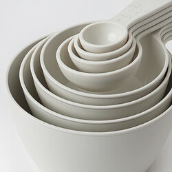 UPPFYLLD measuring cup, set of 8