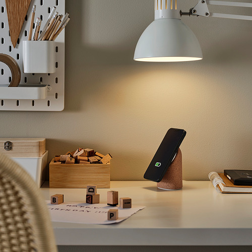 VÄSTMÄRKE, wireless charging stand. 5 of 5 open dialog