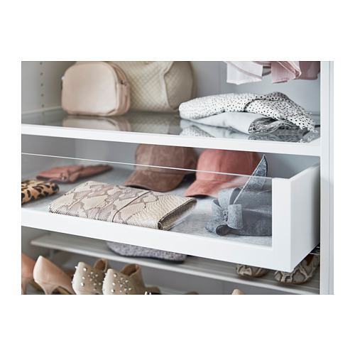 Cajón de armario blanco KOMPLEMENT con frente de cristal con accesorios mixtos.