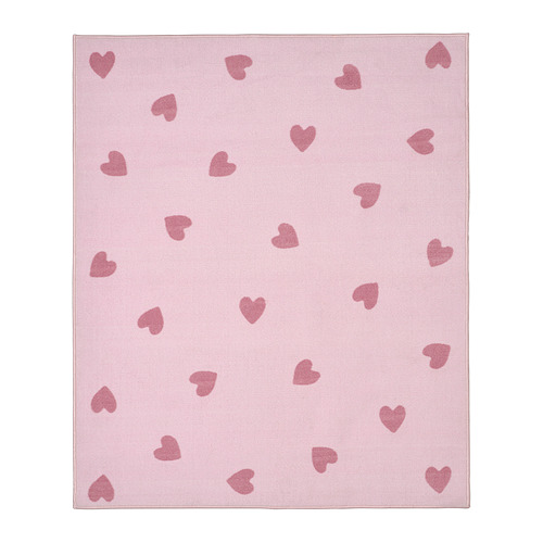 Alfombra rosa claro con pequeños corazones, suave, hecha de poliéster reciclado.