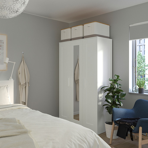 BRIMNES, closet con 3 puertas. 2 de 8 abrir diálogo