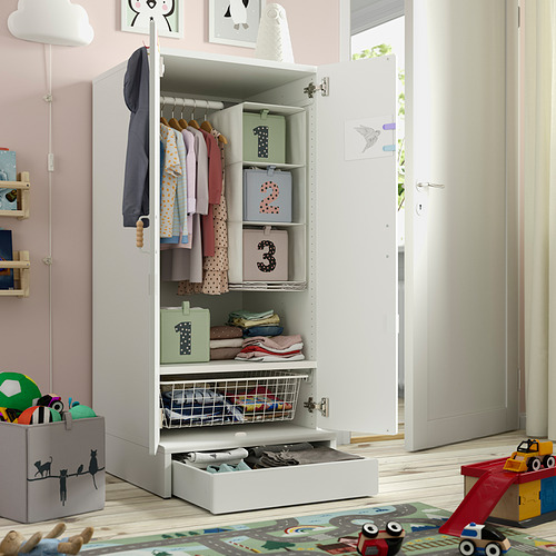 SMÅSTAD / UPPFÖRA, closet. 3 de 7 abrir diálogo