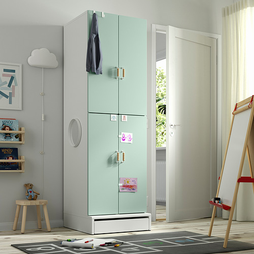 SMÅSTAD / UPPFÖRA, closet. 2 de 9 abrir diálogo