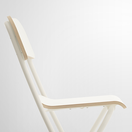 Taburete de bar limpio y moderno con un elegante acabado blanco, un diseño robusto y un asiento cómodo. Ideal para espacios compactos.
