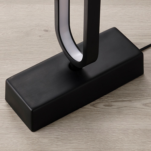 PILSKOTT, lámpara de piso LED. 5 de 6 abrir diálogo