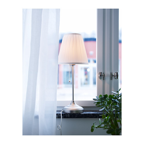 ÅRSTID, lámpara de mesa. 5 de 6 abrir diálogo