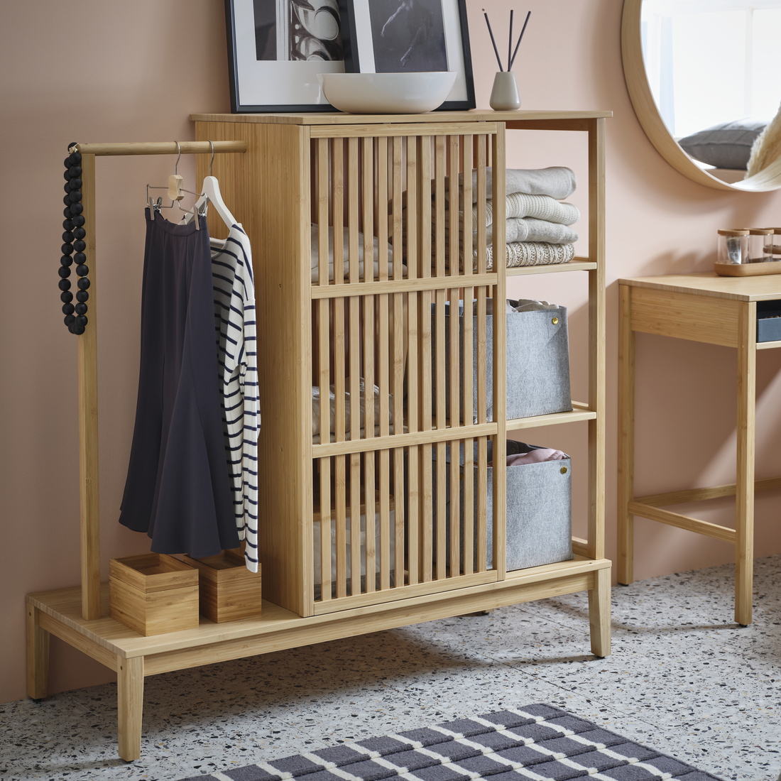 NORDKISA, closet abierto con puerta corrediza. 2 de 8 abrir diálogo