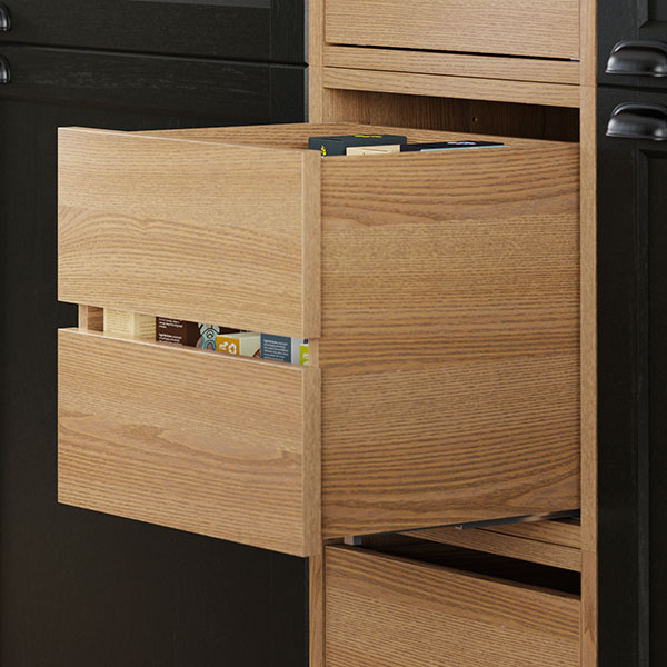 VADHOLMA drawer unit with ENERYDA handles.