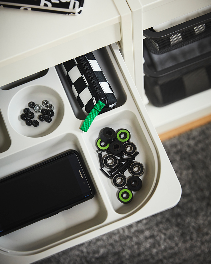 Tidy, cool, and kid-approved—smart storage keeps school gear, gadgets, and treasures in perfect order.