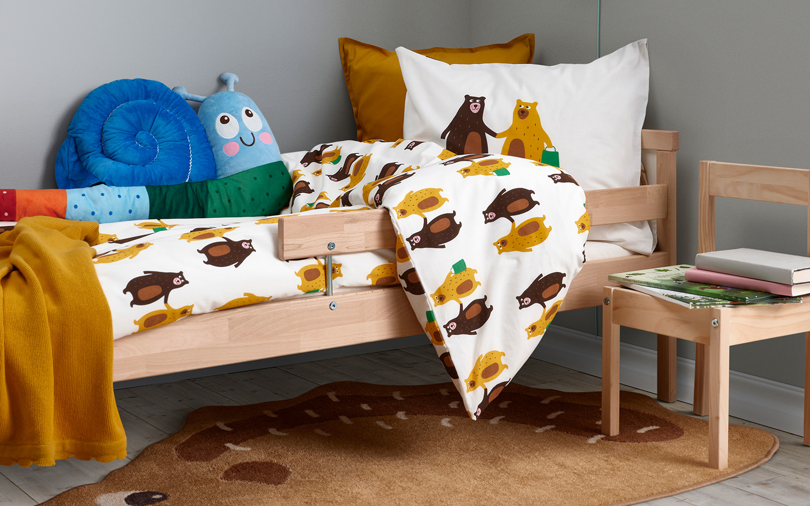 children's bedroom and accessories