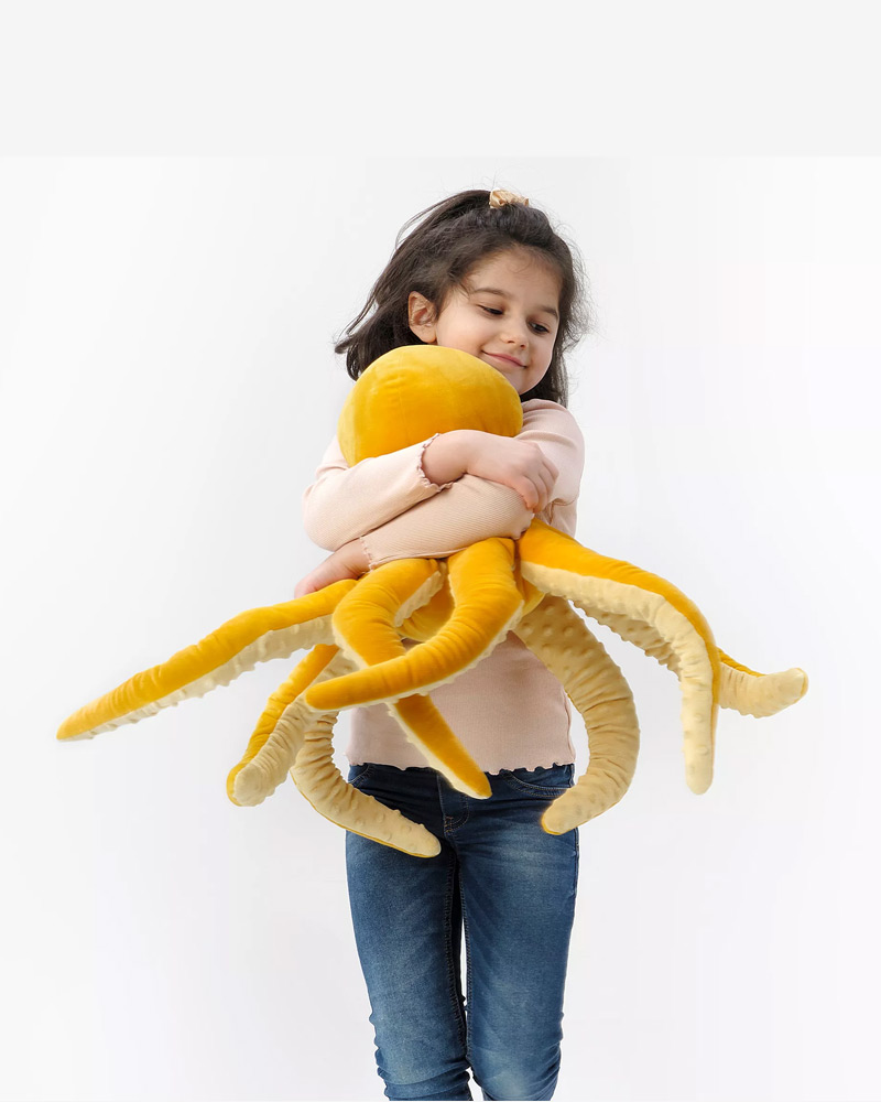 Octopus soft toy