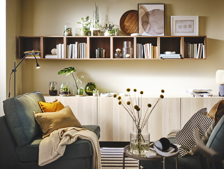 Una sala pequeña, cómoda y con estilo
